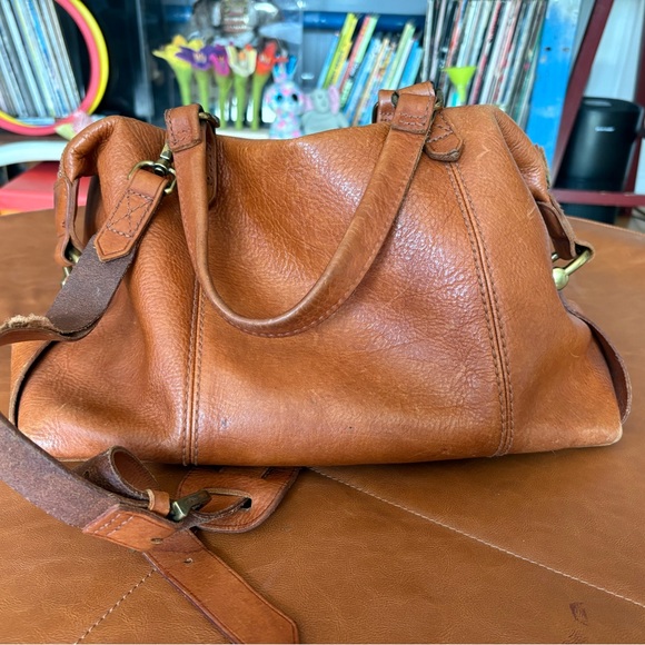 Madewell Handbags - Maxwell Brown Leather Women's small duffle style Bag